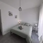 Apartman Pe N'areia *